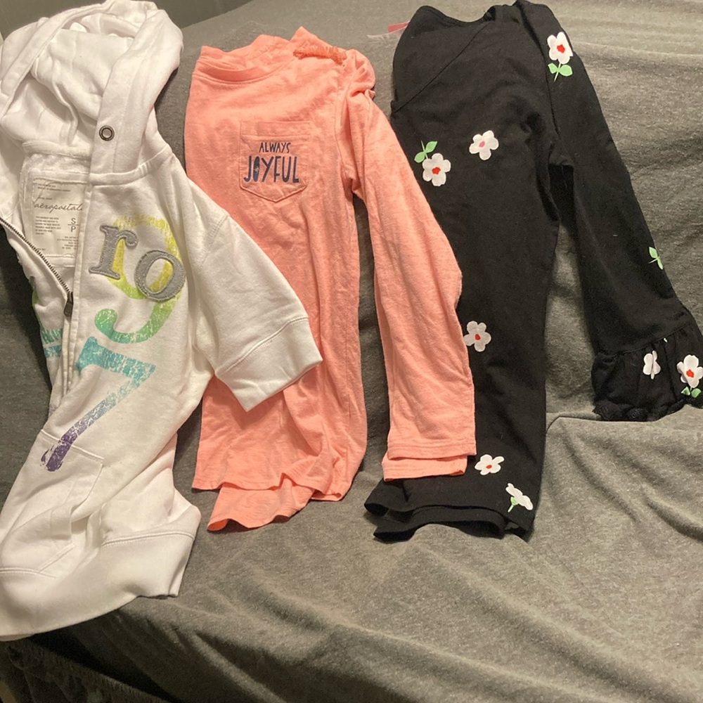 3 girls mid-LS tops used but great condition